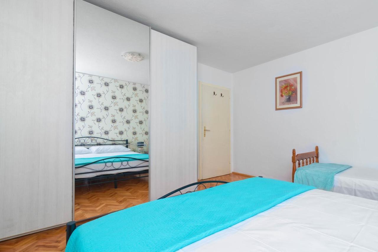 Cakic Apartmani Split Exteriör bild