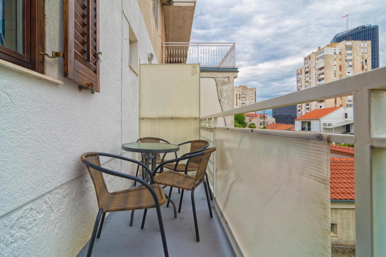 Cakic Apartmani Split Exteriör bild