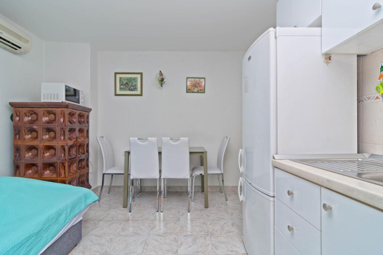 Cakic Apartmani Split Exteriör bild