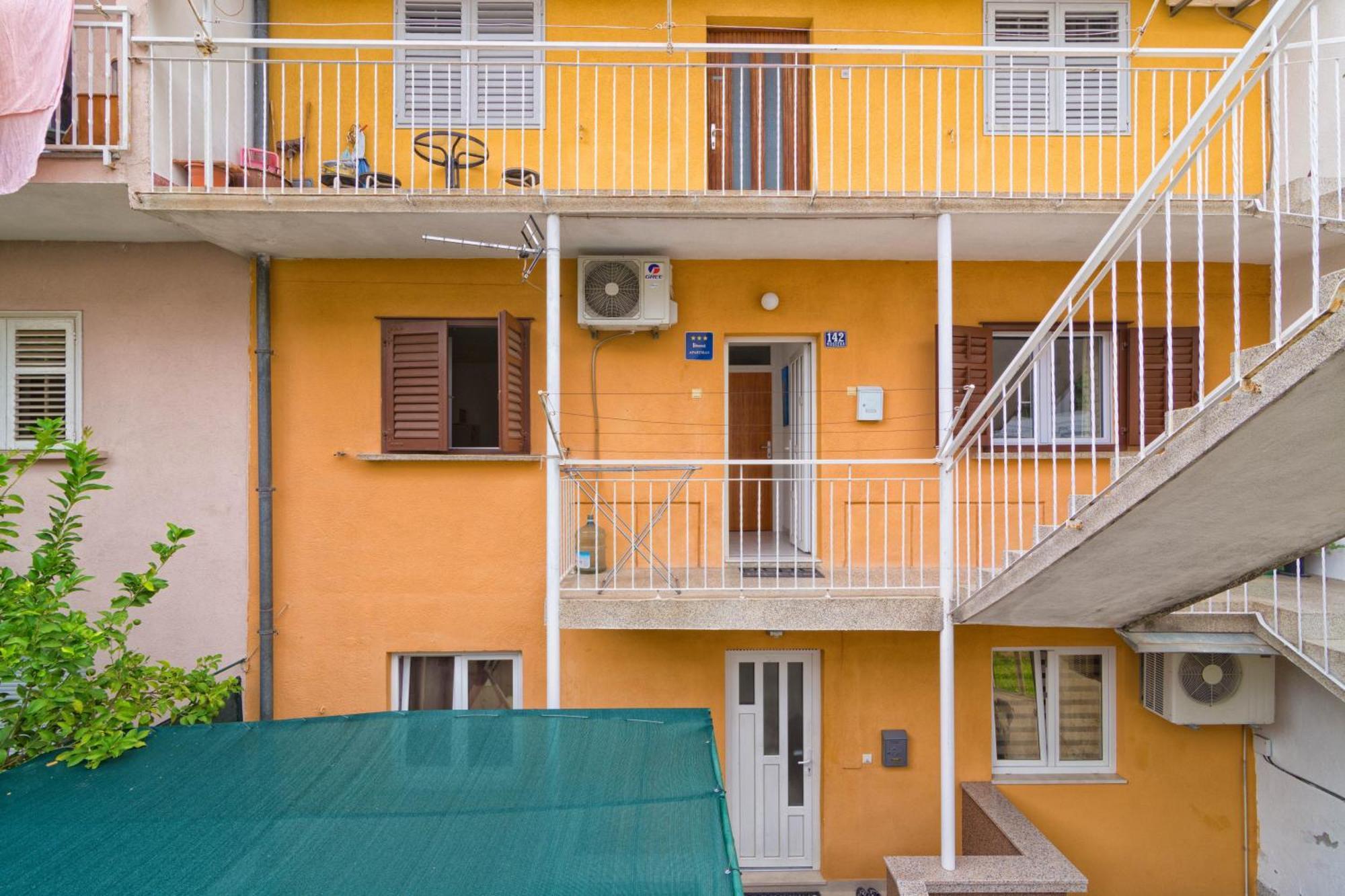 Cakic Apartmani Split Exteriör bild